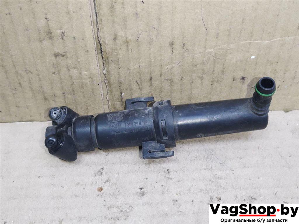 форсунка омывателя фары Audi Q5 8R 2009, 2.0 л., TFSI, CDN, бензин, АКПП, черный, внедорожник 5 дв., полный привод, 8R0955101 - фото №1