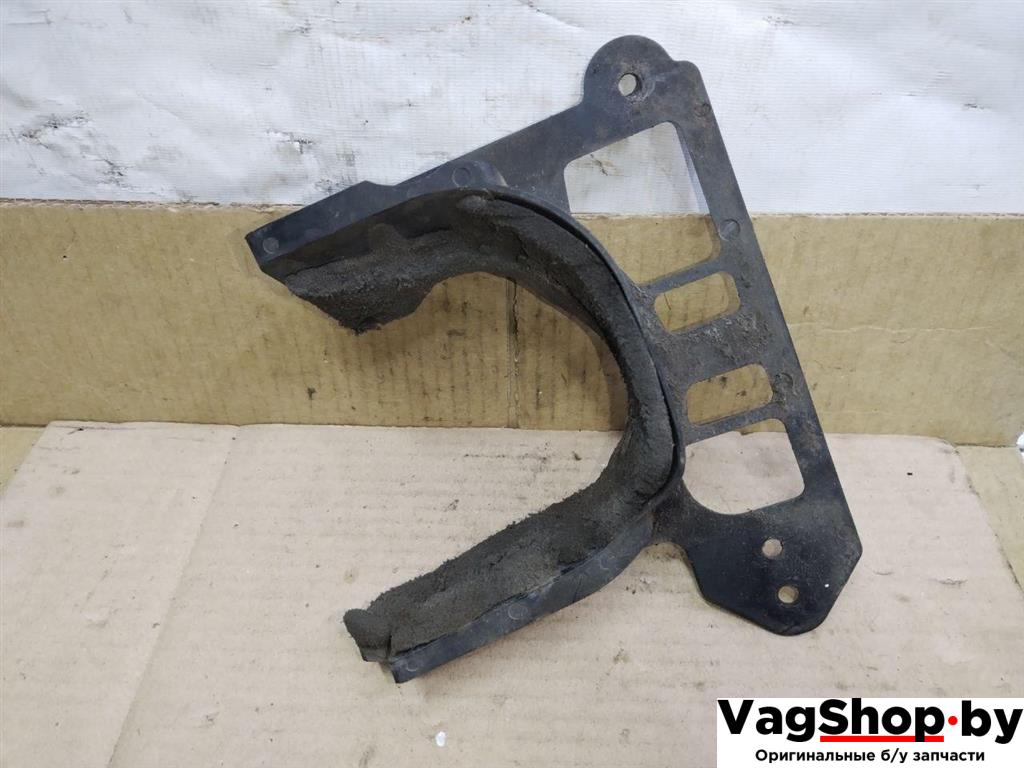 пыльник Audi Q5 8R 2009, 2.0 л., TFSI, CDN, бензин, АКПП, черный, внедорожник 5 дв., полный привод, 8K0863187B, 8K0863189B - фото №1