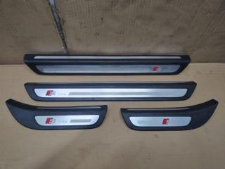 накладка на порог Audi Q5 8R 2009, 2.0 л., TFSI, CDN, бензин, АКПП, черный, внедорожник 5 дв., полный привод, 8R0853373C, 8R0853374C, 8R0853375C, 8R0853376C