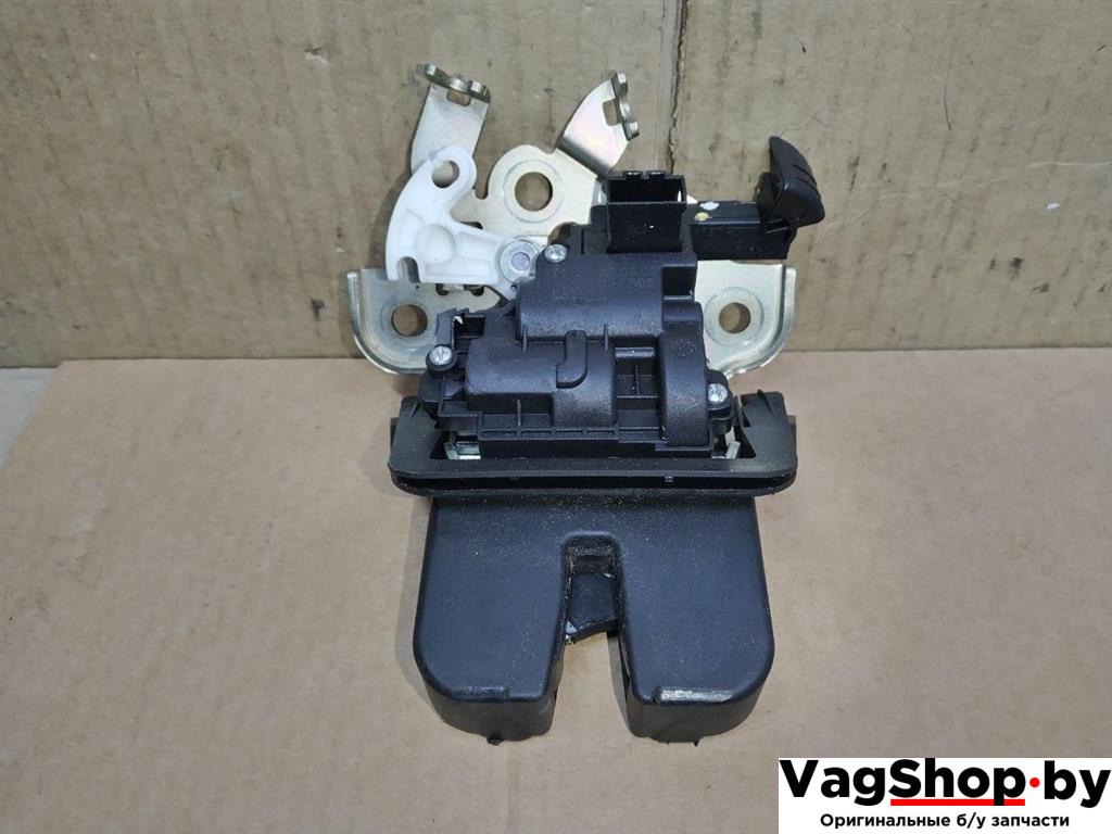 замок багажника Audi Q5 8R 2009, 2.0 л., TFSI, CDN, бензин, АКПП, черный, внедорожник 5 дв., полный привод, 8R0827505 - фото №1