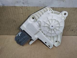 моторчик стеклоподъемника задний левый Audi Q5 8R 2009, 2.0 л., TFSI, CDN, бензин, АКПП, черный, внедорожник 5 дв., полный привод, 8K0959811A