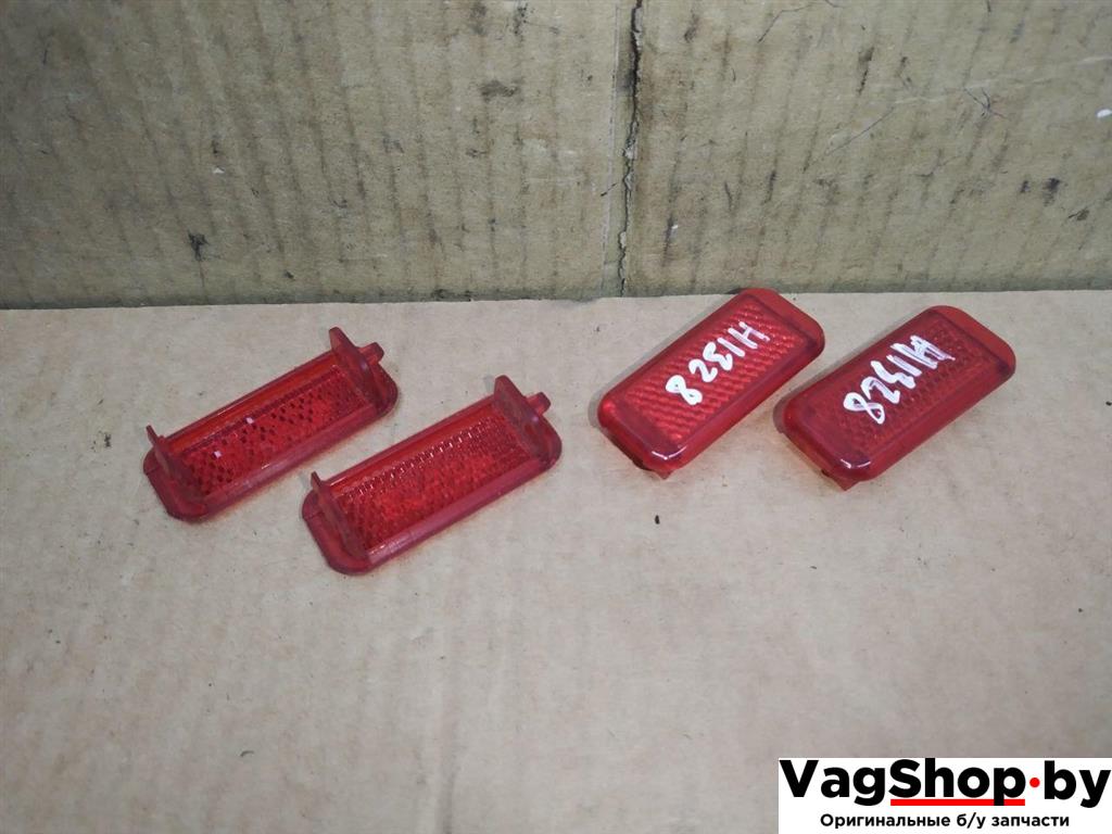 катафот Audi Q5 8R 2009, 2.0 л., TFSI, CDN, бензин, АКПП, черный, внедорожник 5 дв., полный привод, 8P0947412 - фото №1