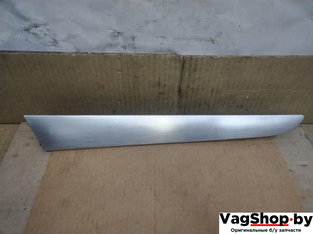 накладка двери (крышки) багажника Audi Q5 8R 2009, 2.0 л., TFSI, CDN, бензин, АКПП, черный, внедорожник 5 дв., полный привод, 8R0867409F1NK - фото №1