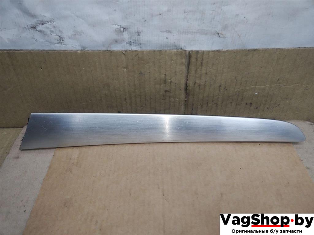 молдинг двери передней правой Audi Q5 8R 2009, 2.0 л., TFSI, CDN, бензин, АКПП, черный, внедорожник 5 дв., полный привод, 8R0867410F1NK - фото №1