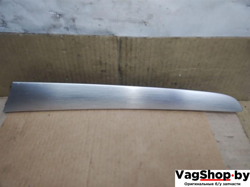 накладка двери (крышки) багажника Audi Q5 8R 2009, 2.0 л., TFSI, CDN, бензин, АКПП, черный, внедорожник 5 дв., полный привод, 8R0867410F1NK - фото №1