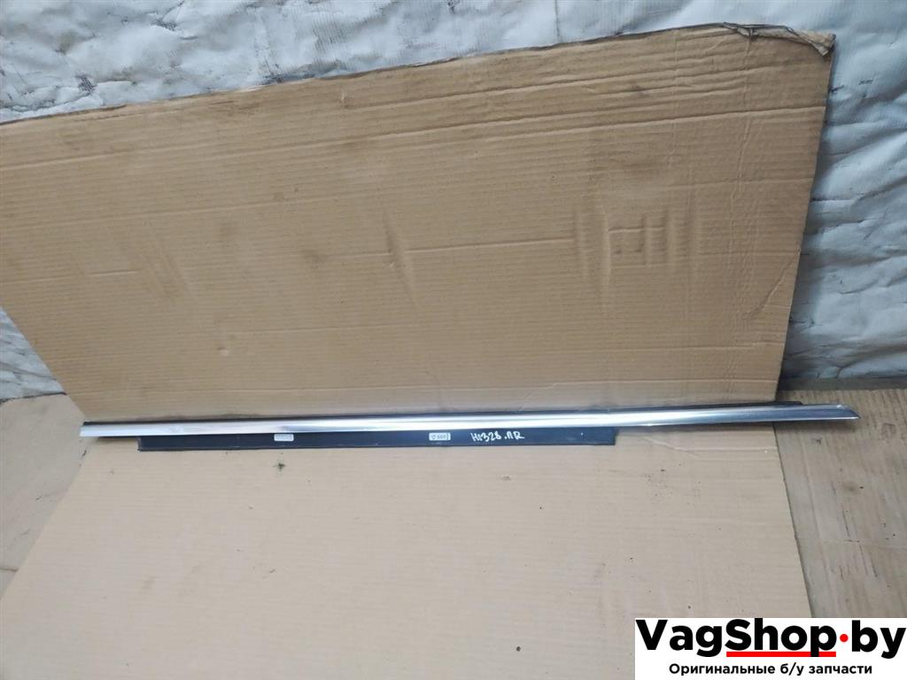 уплотнитель Audi Q5 8R 2009, 2.0 л., TFSI, CDN, бензин, АКПП, черный, внедорожник 5 дв., полный привод, 8R0853284C2ZZ - фото №1