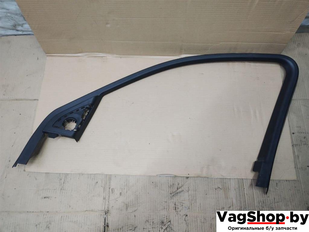 молдинг двери передней правой Audi Q5 8R 2009, 2.0 л., TFSI, CDN, бензин, АКПП, черный, внедорожник 5 дв., полный привод, 8R0867610 - фото №1