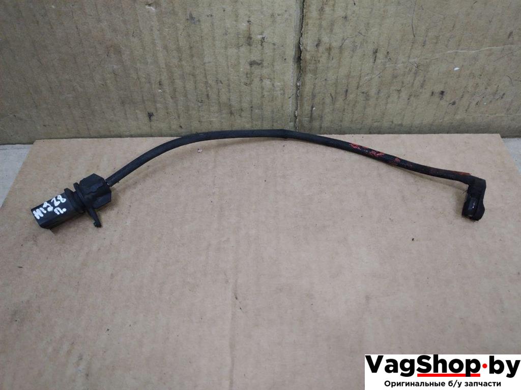 Датчик износа тормозных колодок передний Audi Q5 8R 2009, 2.0 л., TFSI, CDN, бензин, АКПП, черный, внедорожник 5 дв., полный привод - фото №1