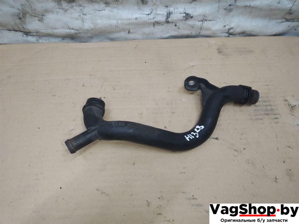 трубка охлаждающей жидкости Audi Q5 8R 2009, 2.0 л., TFSI, CDN, бензин, АКПП, черный, внедорожник 5 дв., полный привод, 06H121065D - фото №1