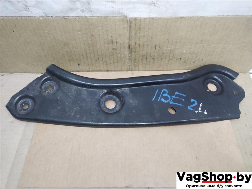 крепление фары левой Volkswagen Touran 2 2013, 1.6 л., TDi, CAY, дизель, МКПП, черный, минивэн, передний привод, 1T0805931 - фото №1