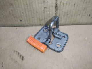 замок капота Volkswagen Touran 2 2013, 1.6 л., TDi, CAY, дизель, МКПП, черный, минивэн, передний привод, 1K8823186D