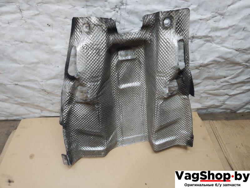 тепловой экран глушителя Audi Q5 8R 2009, 2.0 л., TFSI, CDN, бензин, АКПП, черный, внедорожник 5 дв., полный привод, 8R0804160D - фото №1