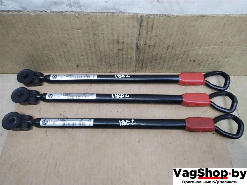 кронштейн (крепление) Volkswagen Touran 2 2013, 1.6 л., TDi, CAY, дизель, МКПП, черный, минивэн, передний привод, 1T0883501A - фото №1