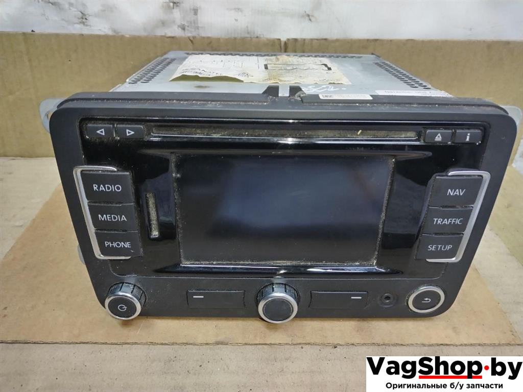 магнитола Volkswagen Touran 2 2013, 1.6 л., TDi, CAY, дизель, МКПП, черный, минивэн, передний привод, 3C8035279L - фото №1