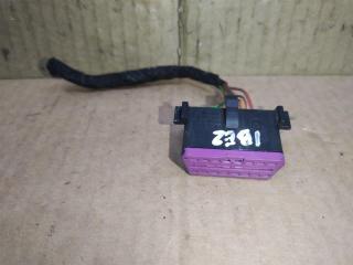 Разъем (фишка) проводки Volkswagen Touran 2 2013, 1.6 л., TDi, CAY, дизель, МКПП, черный, минивэн, передний привод, 3A0972695A