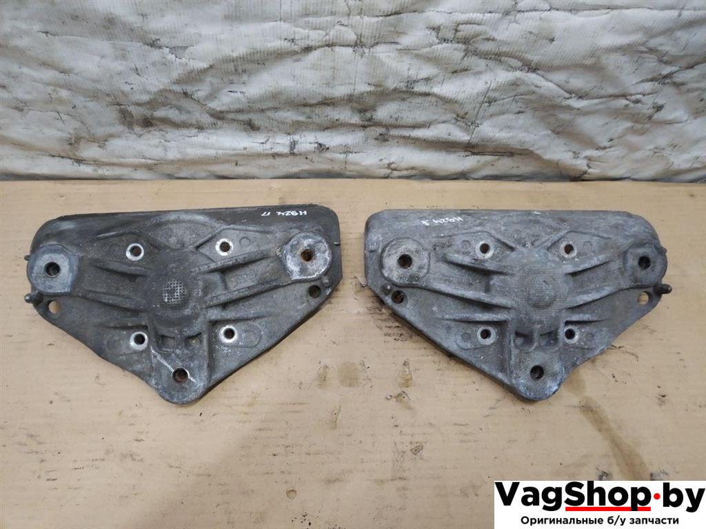 опора амортизатора верхняя (чашка) Audi Q7 4L 2006, 3.0 л., TDi, BUG, дизель, АКПП, синий, внедорожник 5 дв., полный привод, 7L0412391E - фото №1