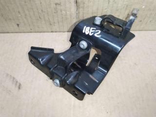 кронштейн (крепление) Volkswagen Touran 2 2013, 1.6 л., TDi, CAY, дизель, МКПП, черный, минивэн, передний привод, 1K0131552N