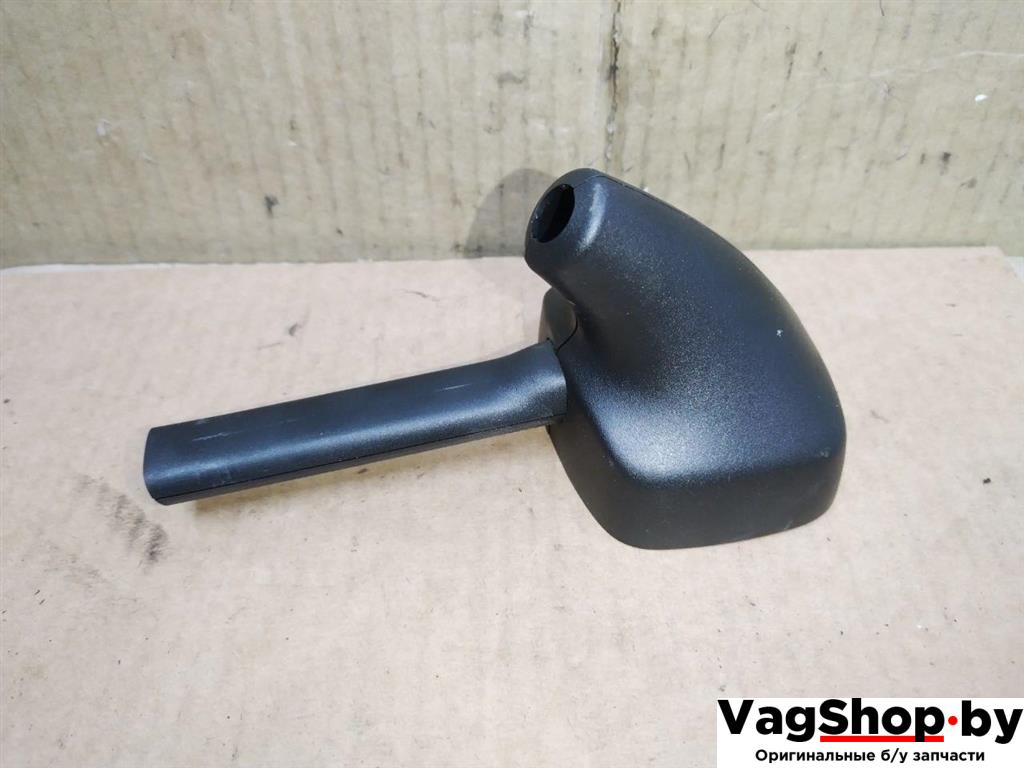 накладка на зеркало Volkswagen Touran 2 2013, 1.6 л., TDi, CAY, дизель, МКПП, черный, минивэн, передний привод, 1K0858547 - фото №1