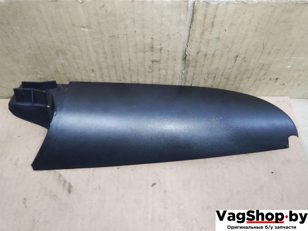 заглушка зеркала Volkswagen Touran 2 2013, 1.6 л., TDi, CAY, дизель, МКПП, черный, минивэн, передний привод, 1T0837974B - фото №1