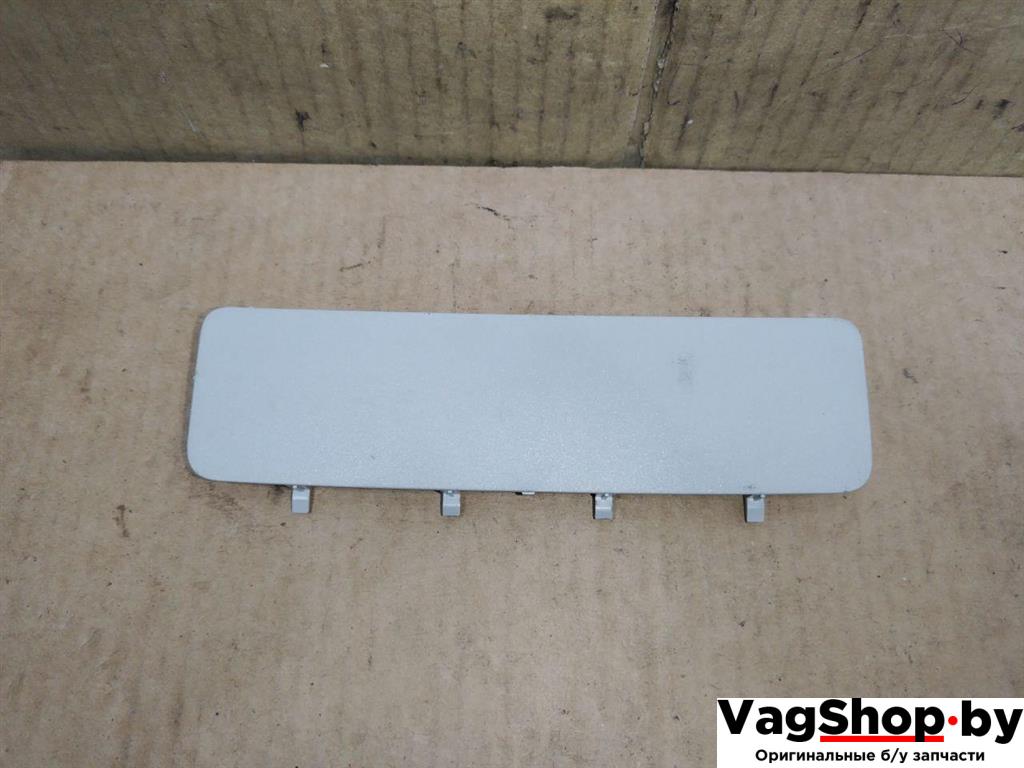 накладка декоративная Volkswagen Touran 2 2013, 1.6 л., TDi, CAY, дизель, МКПП, черный, минивэн, передний привод, 1T08670969 - фото №1