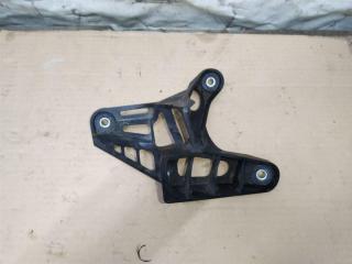 Кронштейн крепления троса КПП Volkswagen Touran 2 2013, 1.6 л., TDi, CAY, дизель, МКПП, черный, минивэн, передний привод, 1K0711789G