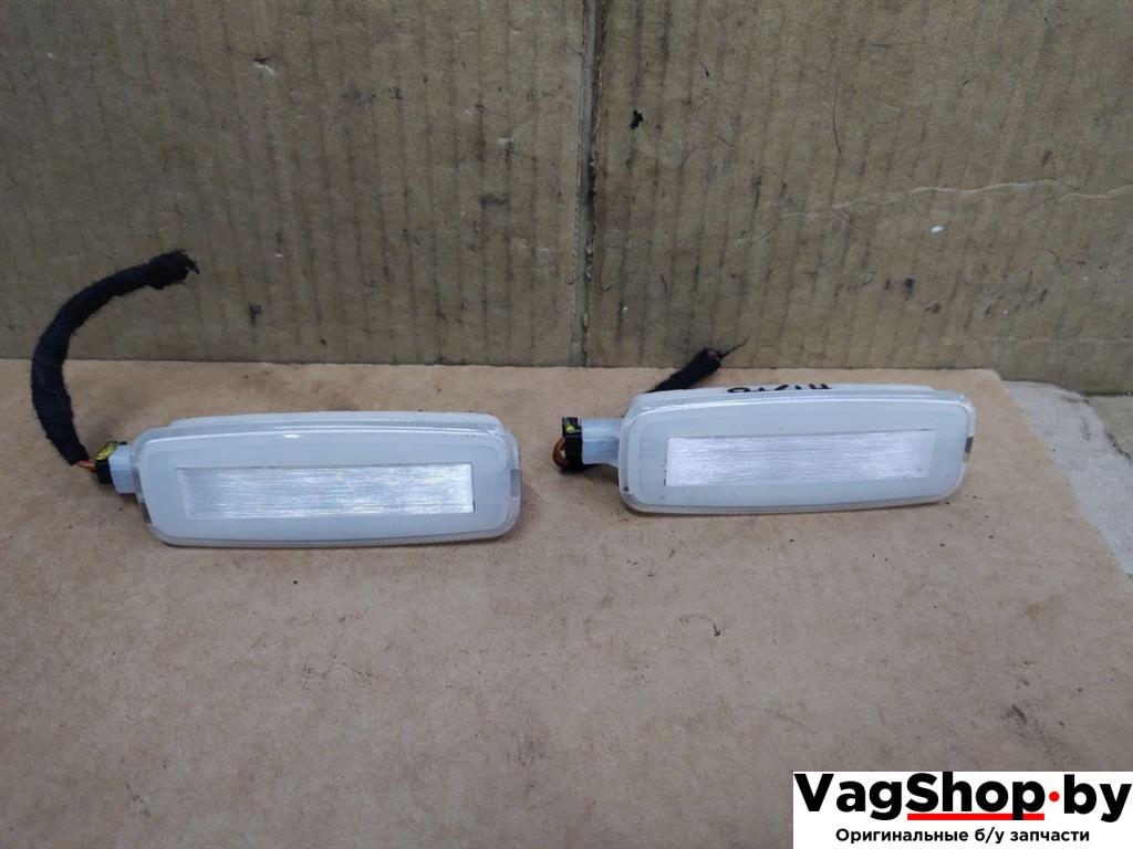 фонарь салона (плафон) Audi A6 4G/C7 2012, 2.0 л., TDi, CGL, дизель, АКПП, серый, универсал, передний привод, 4H0947105A - фото №1