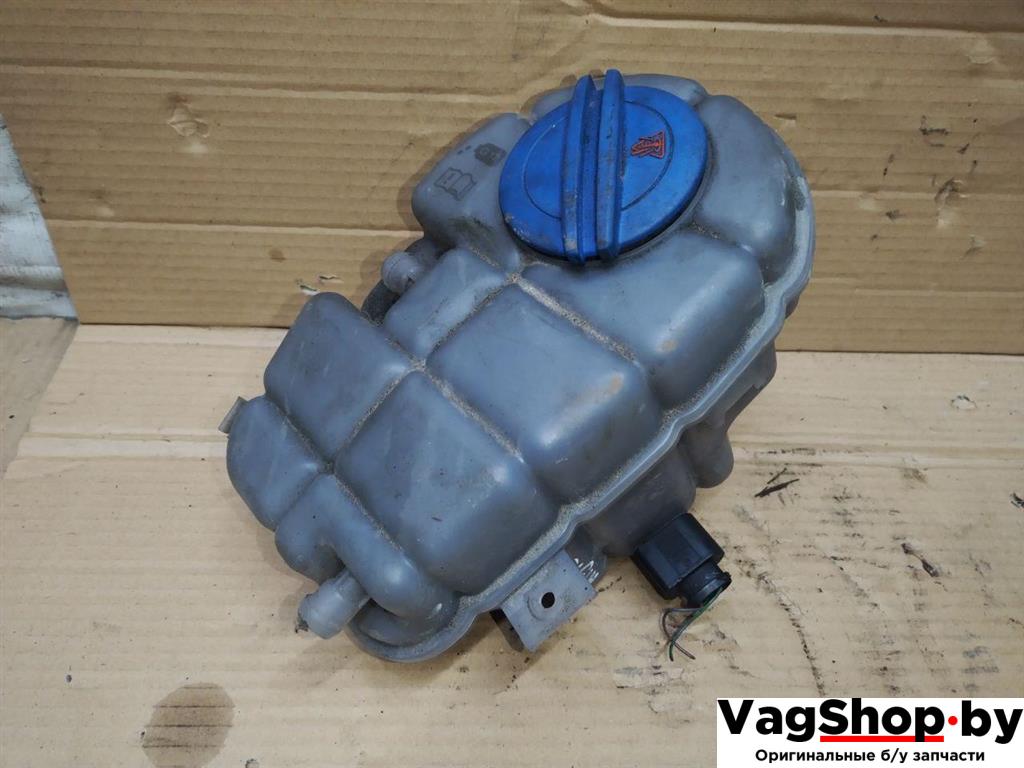 бачок расширительный Audi A6 4G/C7 2012, 2.0 л., TDi, CGL, дизель, АКПП, серый, универсал, передний привод, 4G0121403D - фото №1