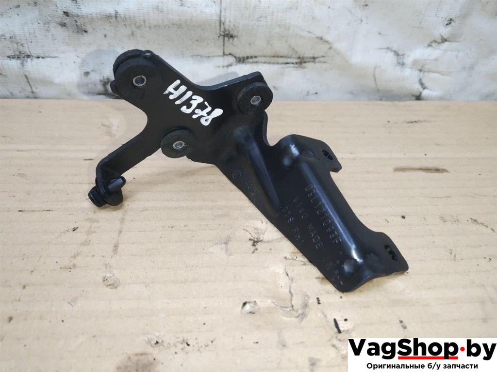 кронштейн (крепление) Audi A6 4G/C7 2012, 2.0 л., TDi, CGL, дизель, АКПП, серый, универсал, передний привод, 03L121093F - фото №1