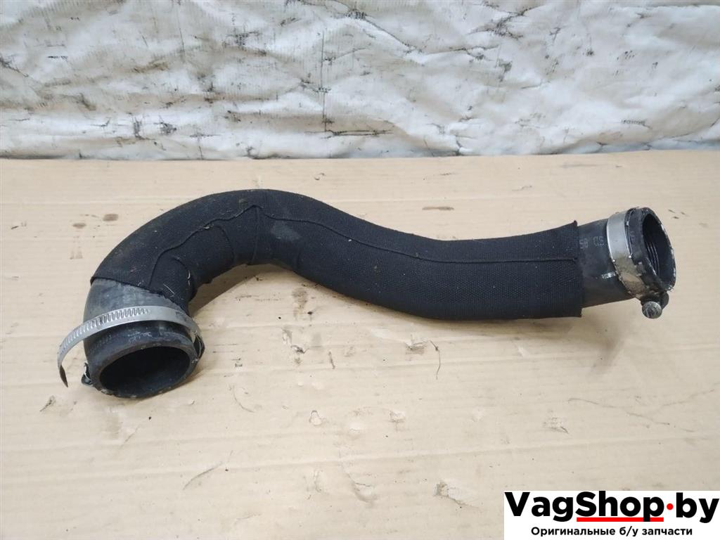 патрубок интеркулера Audi A6 4G/C7 2012, 2.0 л., TDi, CGL, дизель, АКПП, серый, универсал, передний привод, 4G0145738T - фото №1