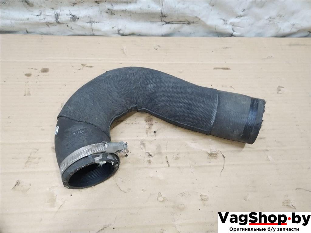 патрубок интеркулера Audi A6 4G/C7 2012, 2.0 л., TDi, CGL, дизель, АКПП, серый, универсал, передний привод, 4G0145709M - фото №1