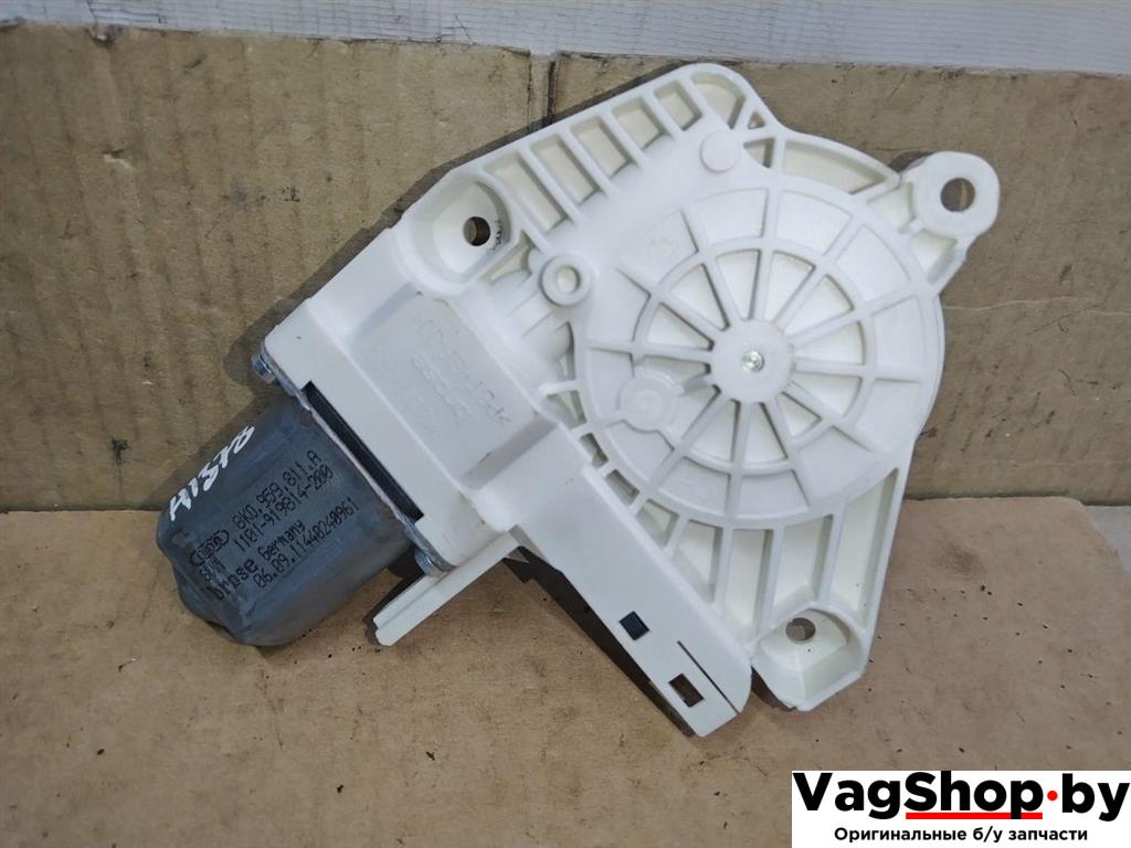 моторчик стеклоподъемника задний левый Audi A6 4G/C7 2012, 2.0 л., TDi, CGL, дизель, АКПП, серый, универсал, передний привод, 8K0959811A - фото №1