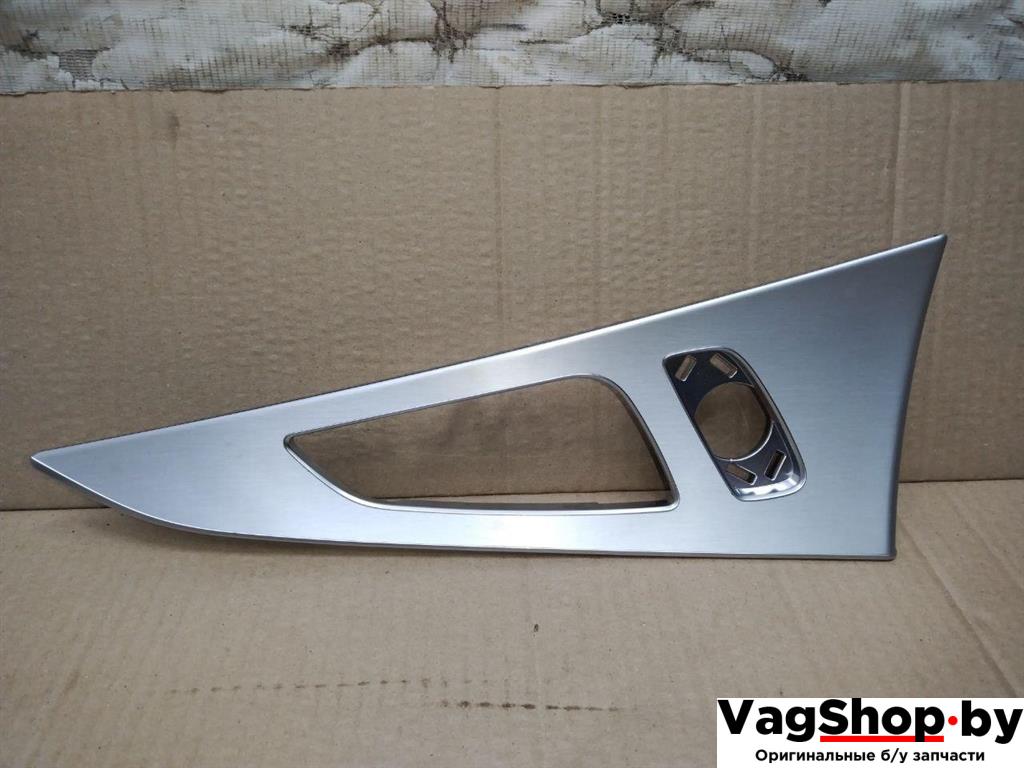 накладка двери (крышки) багажника Audi A6 4G/C7 2012, 2.0 л., TDi, CGL, дизель, АКПП, серый, универсал, передний привод, 4G0867420 - фото №1