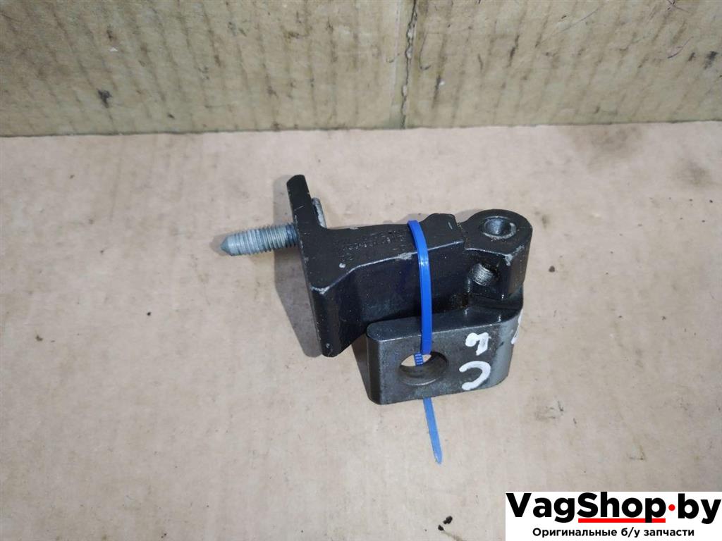 петля двери Audi A6 4G/C7 2012, 2.0 л., TDi, CGL, дизель, АКПП, серый, универсал, передний привод, 4G0831401C - фото №1