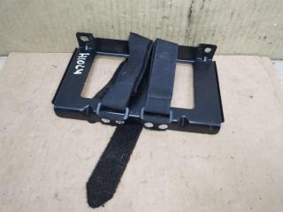 кронштейн (крепление) Volkswagen Touareg 1 поколение [рестайлинг] 2008, 3.0 л., TDi, CAS, дизель, АКПП, черный, внедорожник 5 дв., полный привод, 7L0012130A