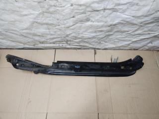 крепление ( кронштейн ) крыла Volkswagen Touareg 1 поколение [рестайлинг] 2008, 3.0 л., TDi, CAS, дизель, АКПП, черный, внедорожник 5 дв., полный привод, 7L6805920B, 7L6805716, 7L6805772