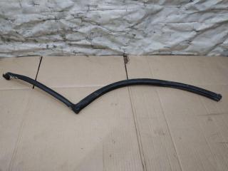 уплотнитель Volkswagen Touareg 1 поколение [рестайлинг] 2008, 3.0 л., TDi, CAS, дизель, АКПП, черный, внедорожник 5 дв., полный привод, 7L0839762D