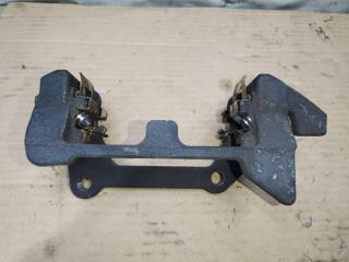 скоба суппорта Audi A4 B8/8K 2010, 2.7 л., TDi, CGK, дизель, МКПП, белый, седан, передний привод