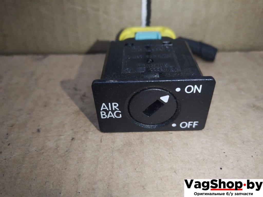 кнопка (выключатель) Volkswagen Golf Plus 2 поколение 2010, 1.6 л., TDi, CAY, дизель, МКПП, черный, хетчбэк 5 дв., передний привод, 1K0919237D - фото №1