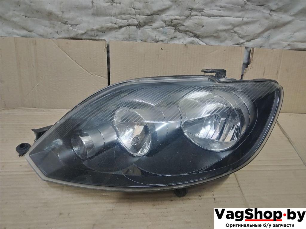 фара левая Volkswagen Golf Plus 2 поколение 2010, 1.6 л., TDi, CAY, дизель, МКПП, черный, хетчбэк 5 дв., передний привод, 5M2941005C - фото №1
