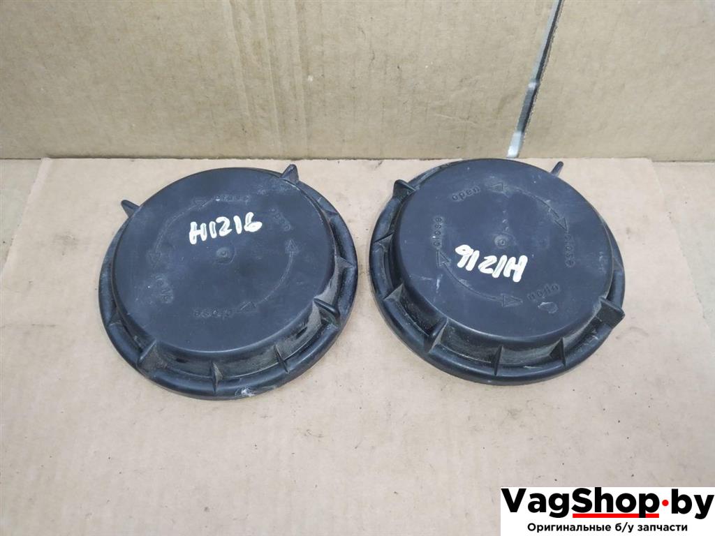 крышка фары Volkswagen Golf Plus 2 поколение 2010, 1.6 л., TDi, CAY, дизель, МКПП, черный, хетчбэк 5 дв., передний привод, 14735300 - фото №1