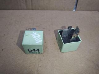 реле (прочие) Volkswagen Golf Plus 2 поколение 2010, 1.6 л., TDi, CAY, дизель, МКПП, черный, хетчбэк 5 дв., передний привод, 644, 4H0951253