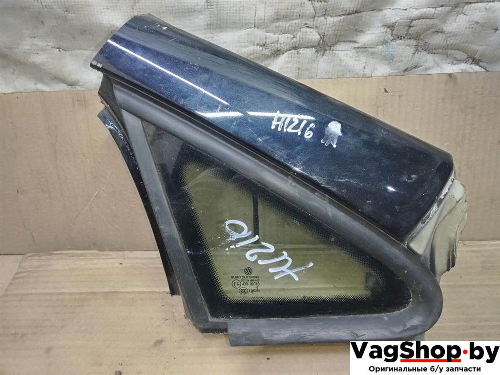 стекло кузовное боковое правое Volkswagen Golf Plus 2 поколение 2010, 1.6 л., TDi, CAY, дизель, МКПП, черный, хетчбэк 5 дв., передний привод - фото №1