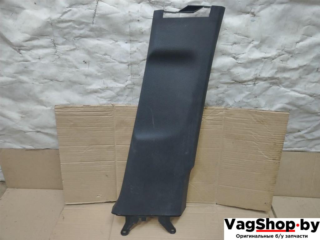 обшивка стойки центральной правой Volkswagen Golf Plus 2 поколение 2010, 1.6 л., TDi, CAY, дизель, МКПП, черный, хетчбэк 5 дв., передний привод, 5M0867298K - фото №1
