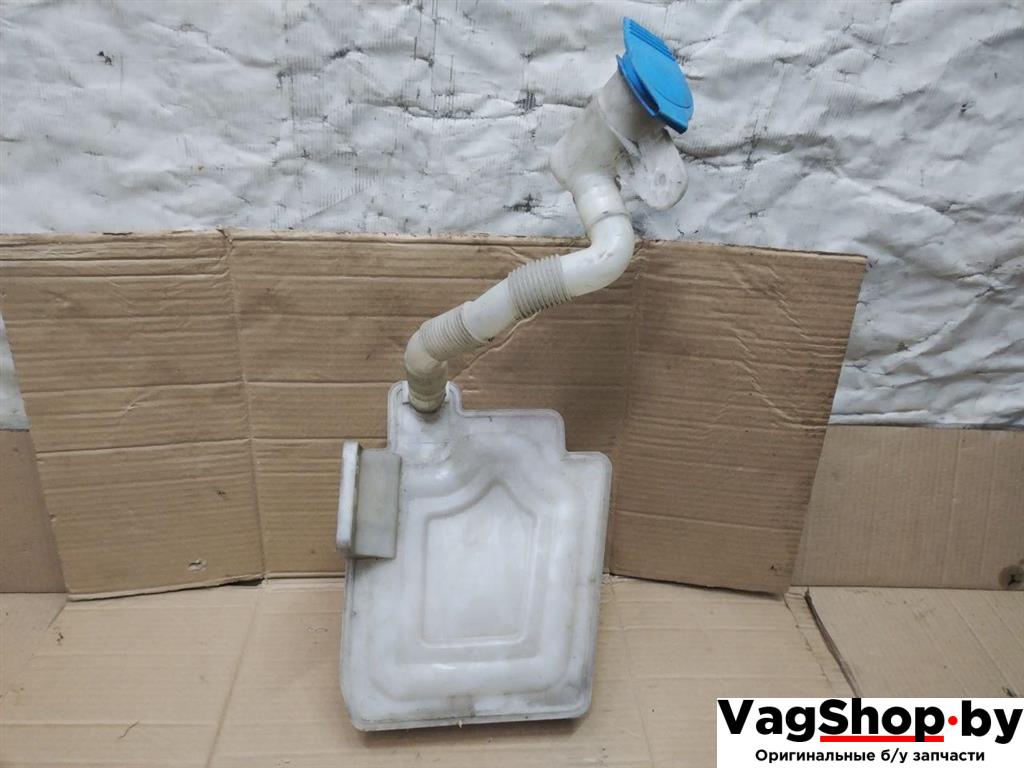 бачок омывателя Volkswagen Golf Plus 2 поколение 2010, 1.6 л., TDi, CAY, дизель, МКПП, черный, хетчбэк 5 дв., передний привод, 1K0955453Q - фото №1
