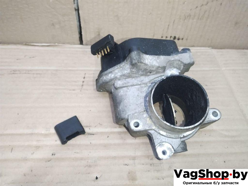 заслонка дроссельная Volkswagen Golf Plus 2 поколение 2010, 1.6 л., TDi, CAY, дизель, МКПП, черный, хетчбэк 5 дв., передний привод, 03L128063J - фото №1