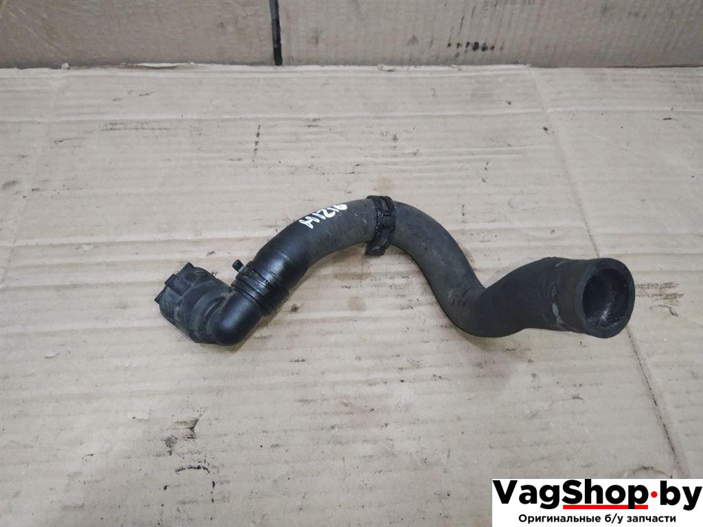 патрубок (трубопровод, шланг) Volkswagen Golf Plus 2 поколение 2010, 1.6 л., TDi, CAY, дизель, МКПП, черный, хетчбэк 5 дв., передний привод, 1K0122291J - фото №1