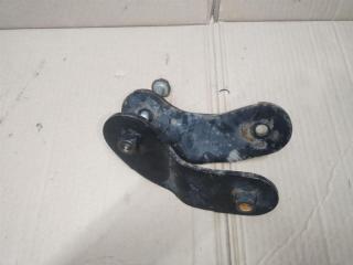 кронштейн рессоры Volkswagen Caddy 3 поколение [рестайлинг] 2012, 2.0 л., TDi, CFH, дизель, АКПП, белый, минивэн, передний привод, 2K0599194, 2K0599195A