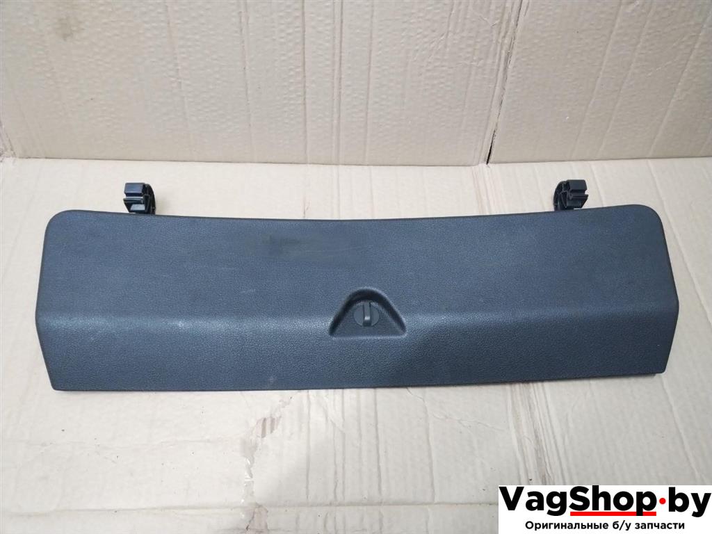 обшивка багажника Audi Q7 4L 2008, 3.0 л., TDi, дизель, АКПП, черный, внедорожник 5 дв., полный привод, 4L0867973 - фото №1