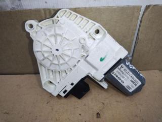 моторчик стеклоподъемника задний правый Audi Q7 4L 2008, 3.0 л., TDi, дизель, АКПП, черный, внедорожник 5 дв., полный привод, 4L0959802B