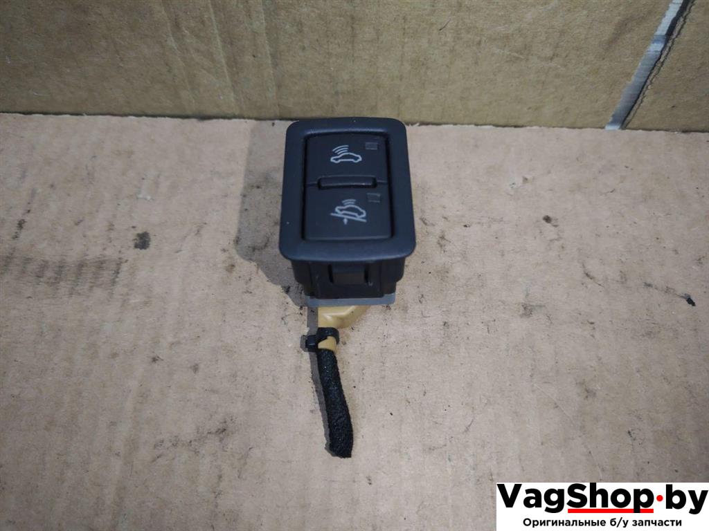 кнопка (выключатель) Audi Q7 4L 2008, 3.0 л., TDi, дизель, АКПП, черный, внедорожник 5 дв., полный привод, 4F0962109 - фото №1